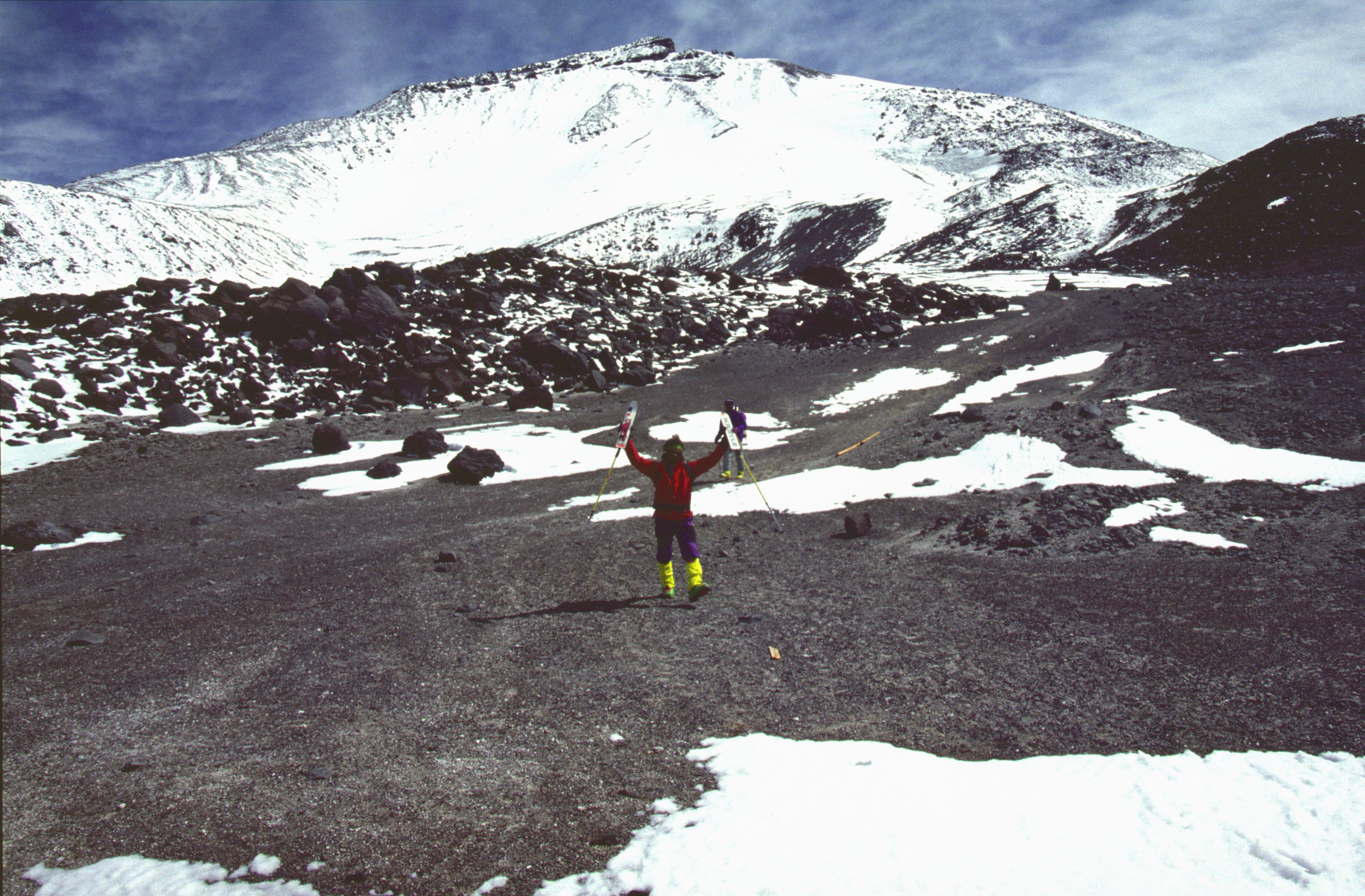 Ojos del Salado 6.893m